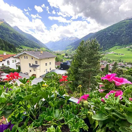 Apartman Haus Glueck Stubaital *