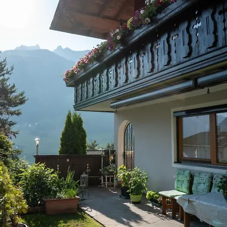 Haus Glueck Stubaital Apartman *