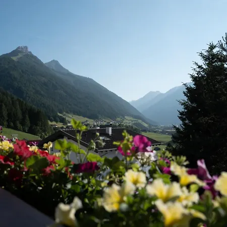 Haus Glueck Stubaital Neustift im Stubaital