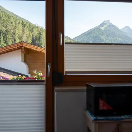 Haus Glueck Stubaital *