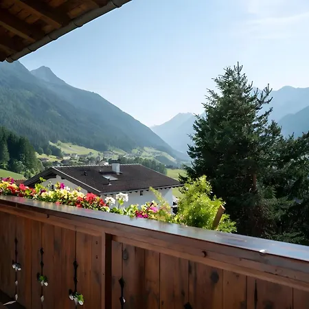 Haus Glueck Stubaital *