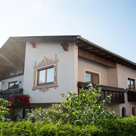 Haus Glueck Stubaital Апартаменты
