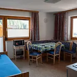 Daire Haus Glueck Stubaital *